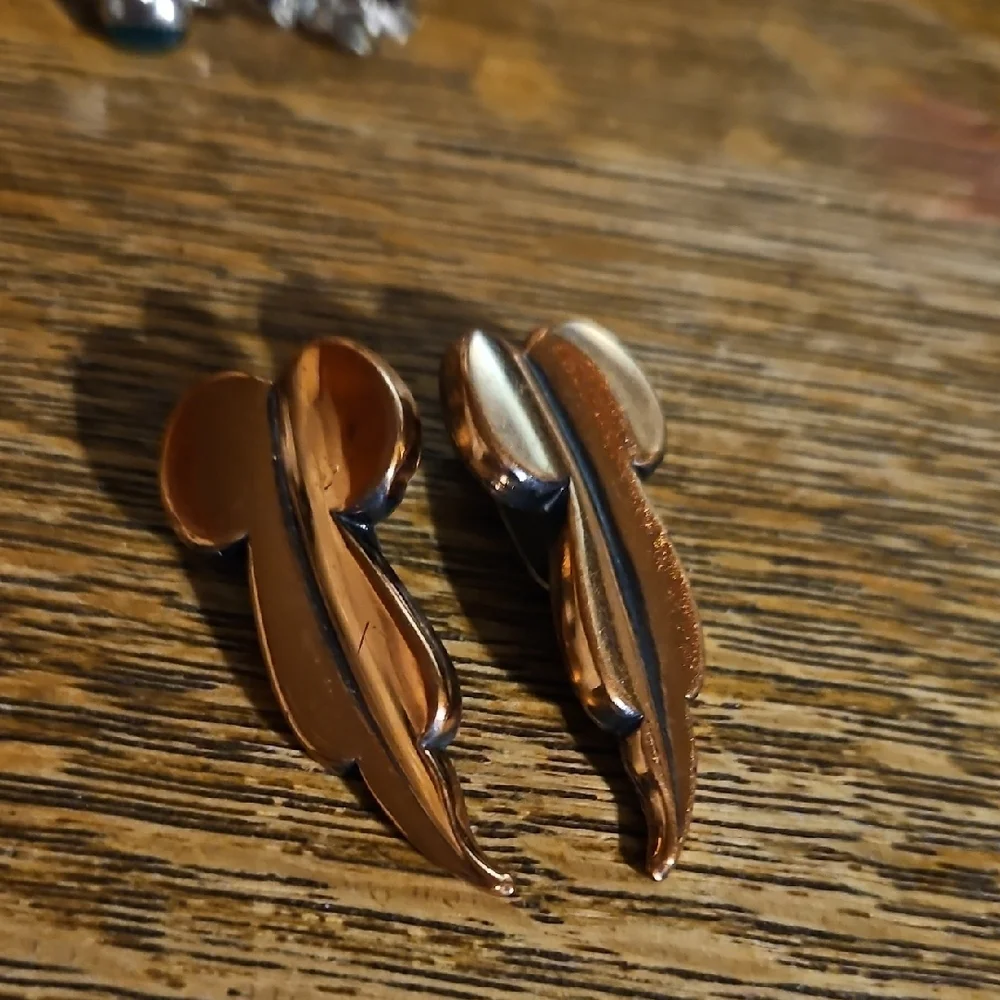 Elegant Copper Leaf Earrings